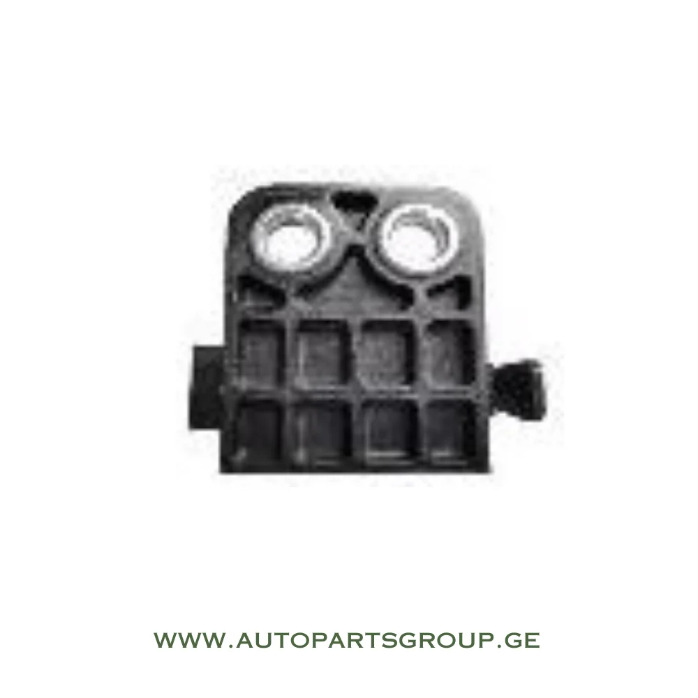 Mazda CX-30 რადიატორის დამჭერი